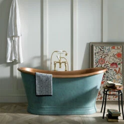 BC Designs Copper Boat Bath | Old Fashioned Bathrooms -UK Bathroom Supplies Sales Store BC Designs Green copper bath