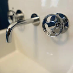 Thomas Crapper Horton Cloakroom Basin Set -UK Bathroom Supplies Sales Store Thomas Crapper Fontley 3 Hole Basin Mixer