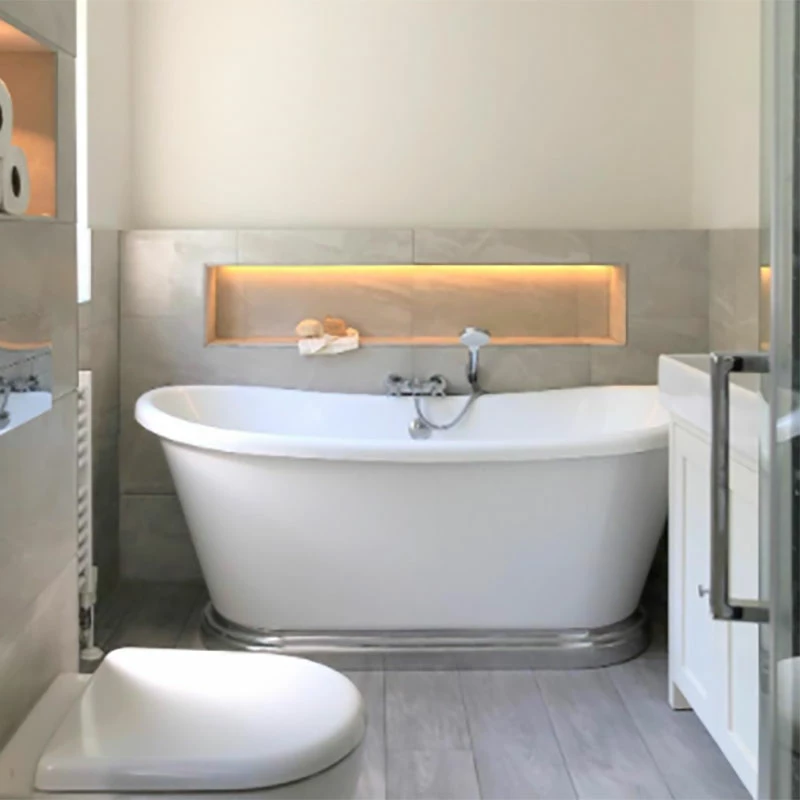 BC Designs Acrylic Boat Bath With Aluminium Plinth | OFB 4 BC Designs Acrylic Boat Bath With Aluminium Plinth | OFB - Image 2